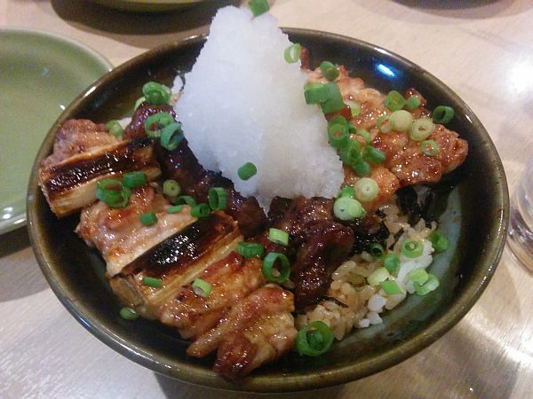 やまみの焼き鳥丼
